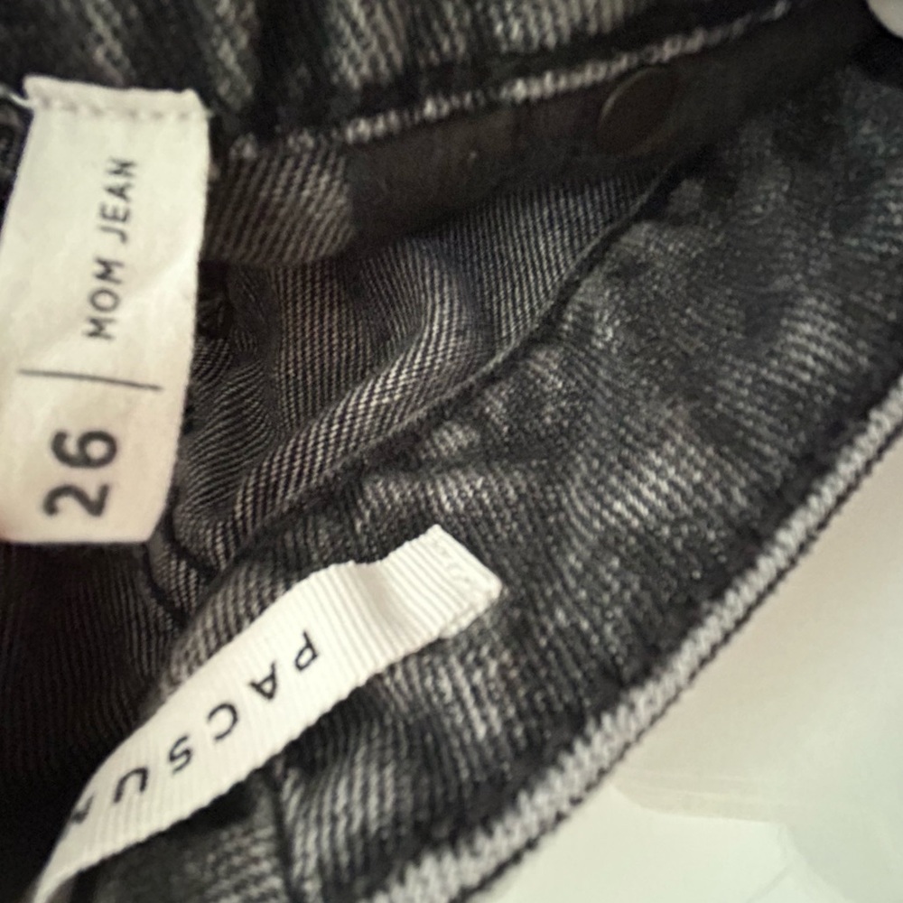 Pacsun Mom Jeans Size 26 - Black - Picture 3 of 5